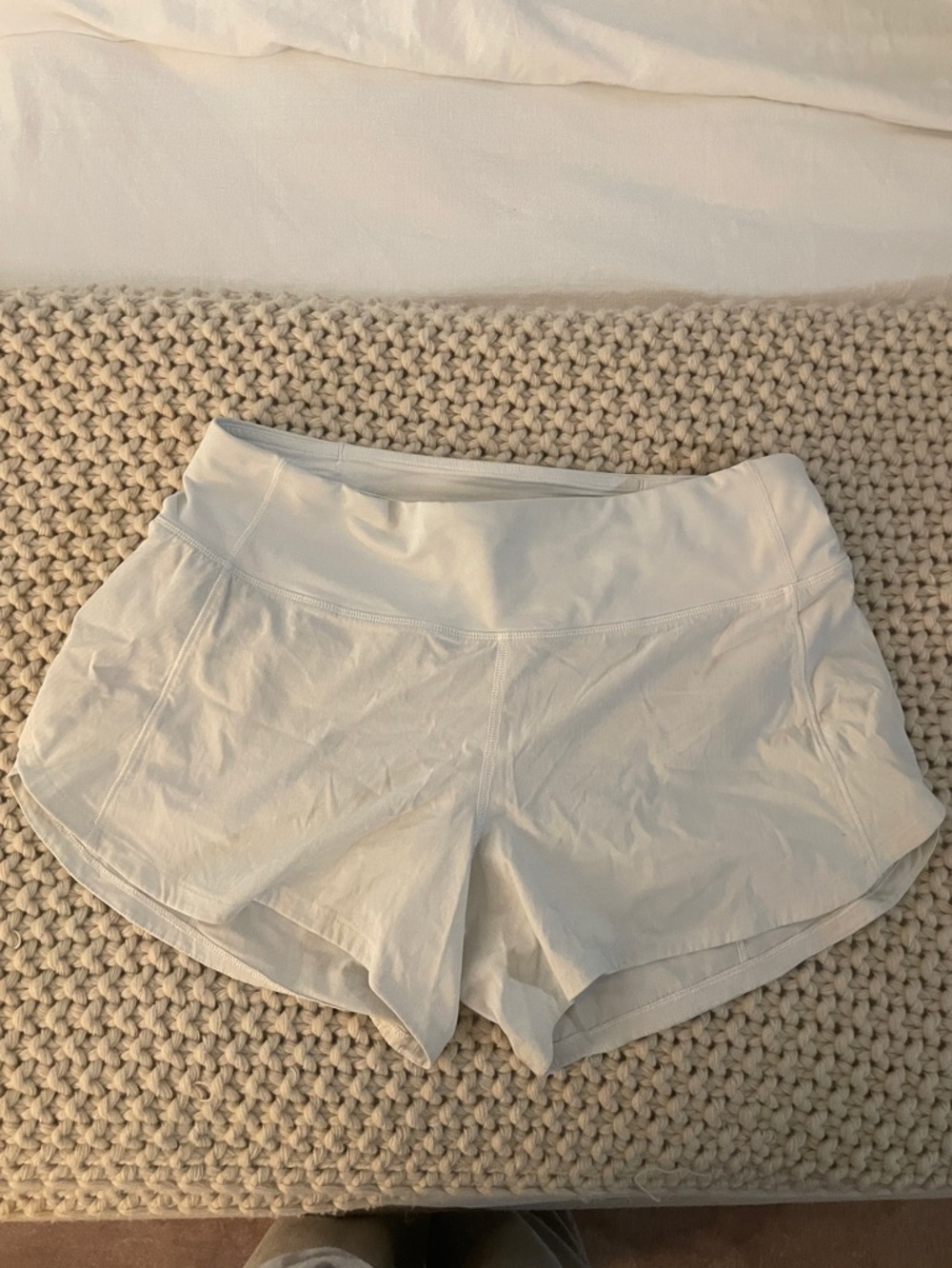 Lululemon size 6 shorts